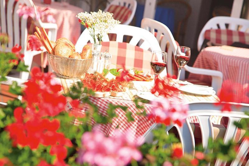 Pension Zum Burggraefler Скена Экстерьер фото